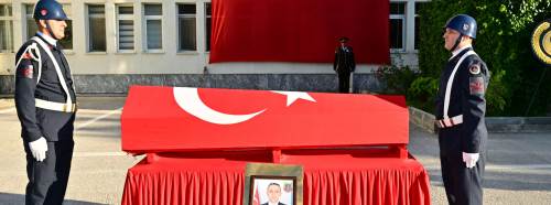 Şehit Uzman Çavuş Mehmet Demirbaş son yolculuğuna uğurlandı