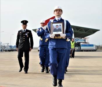 Şehit Uzman Çavuş Mert Kaya Memleketine Uğurlandı
