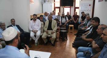 Şehitler Hayrına Aşure Dağıtıldı
