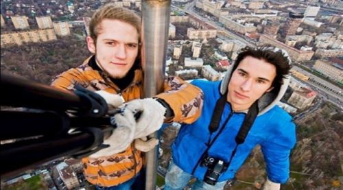  Selfie çubuğu çılgınlığı bitti