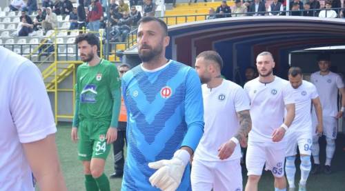 Şener kalmak istiyor