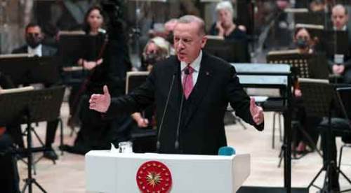 Senfoniye ne gerek var, kaldırım yapsınlar!