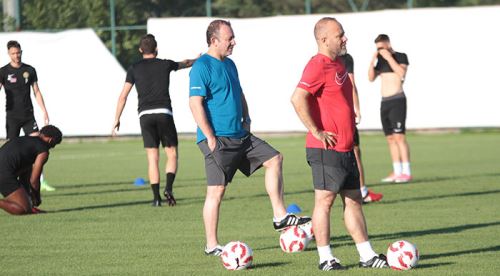 Sergen Yalçın ilk maçına yarın çıkacak