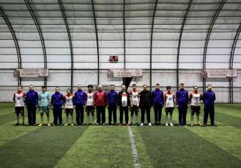 Sevgi, Kardeşlik Ve Dostluk İçin Forma Giydiler
