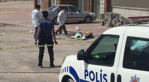 Sevgilisi barışmayınca silahla dehşet saçtı!