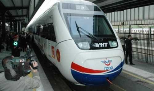 SEVGİLİSİ İÇİN BOMBA İHBARI YAPTI