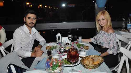 Sevgilisinden doğum günü sürprizi