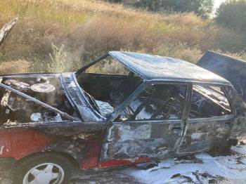 Seyir halindeyken yanmaya başladı, küle döndü!