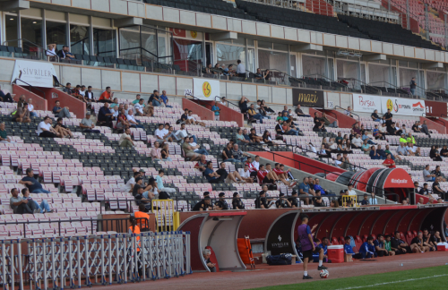 Seyirci sayısı azdı 