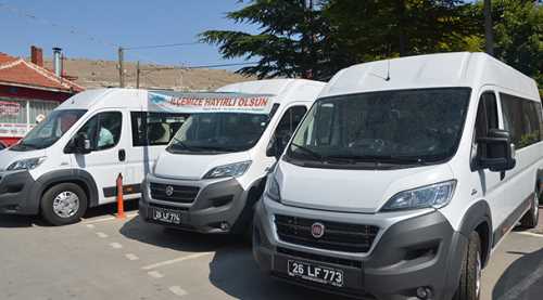 Seyitgazi Belediyesi 3 yeni minibüs aldı