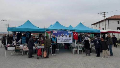 Seyitgazi’de Gazze için hayır çarşısı kuruldu