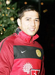 Sezer giderse Es Es kazanır