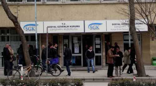 SGK'da FETÖ operasyonu: 5 gözaltı
