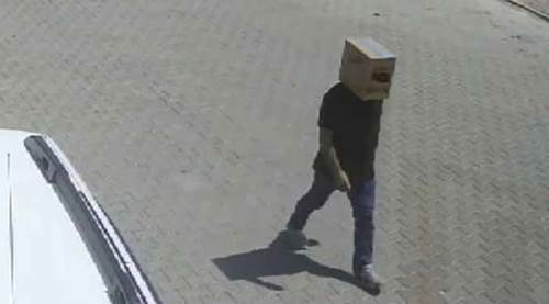 Sıcak hava çıldırttı, onu böyle gören şaşkına döndü