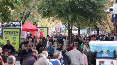 Sıcak hava Eskişehir’de hafta sonu kalabalığını artırdı!