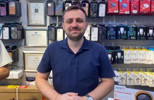 Sıcaklar telefonları da vuruyor: Batarya şişmelerine dikkat!