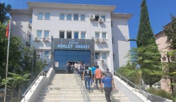 Silahlı, Taşlı Sopalı Kavgaya Karışan 15 Kişiden 11’İ Tutuklandı
