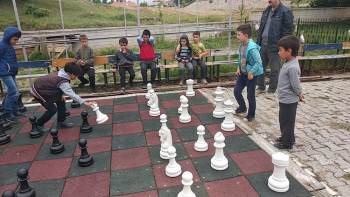 Simav’Da ’Dışarıda Ders Zamanı’ Projesine Ödül
