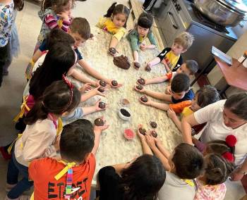 Simav’Da “Minik Eller Büyük Hayaller” Temalı Etkinlik
