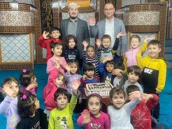 Simav’Da 4-6 Yaş Kur’An Kursu Öğrencileri “Hoşgeldin Ramazan” Konulu Programda Buluştu
