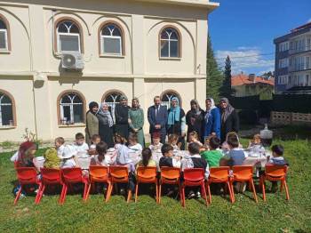 Simav’Da 4-6 Yaş Kur’An Kursu Öğrencileri “Tekne Orucu” Tuttu
