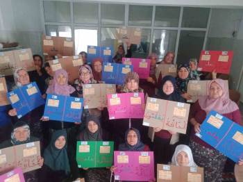 Simav’Da Kur’An Kursu Öğrencileri Medd-İ Arız Ve Medd-İ Lazım Harflerini Örgü İle Hazırlıyor
