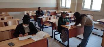 Simav’Da Okuma Yazma Kursu Açıldı
