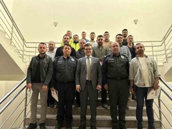 Simav İlçe Emniyet Müdürlüğü Personeline Başarı Belgesi
