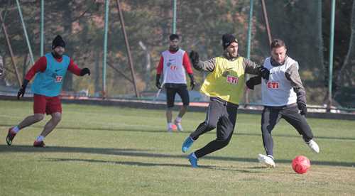 Şimşekler sıkı çalışıyor