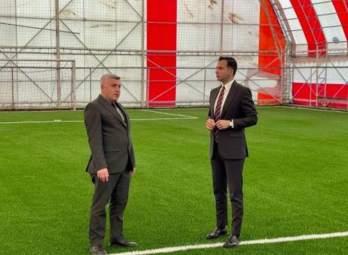 Sinanpaşa’da gençler için spor yatırımları sürüyor