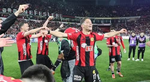 Sırada Ayvalık var