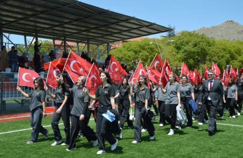 Sivrihisar'da 19 Mayıs coşkuyla kutlandı 
