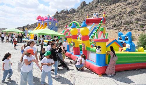 Sivrihisar'da çocuklar festivalin keyfini çıkardı!