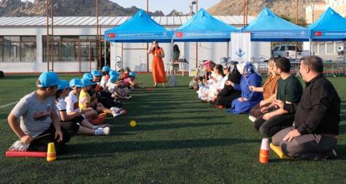 Sivrihisar’da çocuklar ve aileleri “su kahramanı” oldu