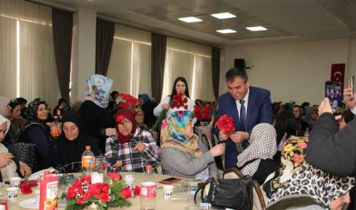 Sivrihisar’da Dünya Kadınlar Günü coşkusu