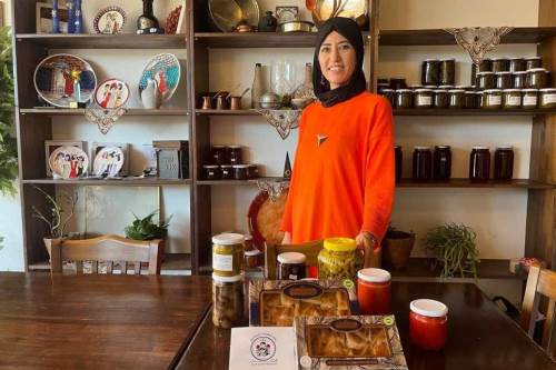 Sivrihisar'da kadınlar harekete geçti: Türkiye'nin dört bir yanına gönderiliyor