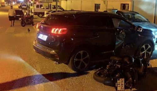 Sivrihisar’da otomobil ile motosiklet çarpıştı: 2 yaralı