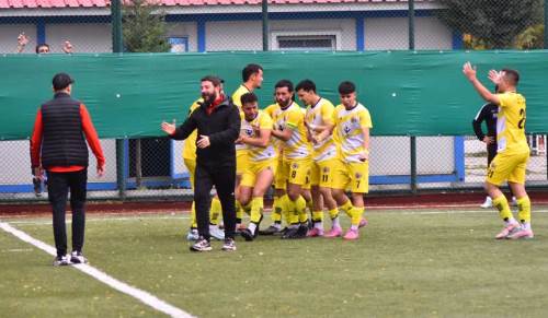 Sivrihisar galibiyetle tanıştı