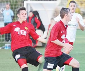 SİYAH-KIRMIZI PERFORMANS