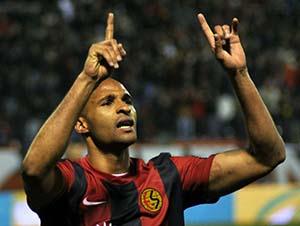 SİYAH-KIRMIZI PERFORMANS