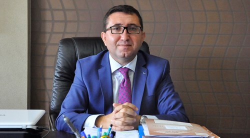 Siyasi bir parti ile bağım yok
