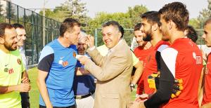 Skibbe 50. yaşını kutladı