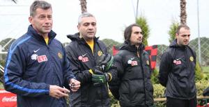 Skibbe: En azından bir puan