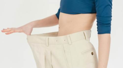 Slim Straight Ne Demek? Moda Dünyasında Slim Straight Pantolonun Anlamı ve Kullanım İpuçları