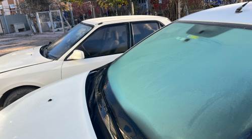 Soğuk hava Eskişehir’de camları buzla ördü!