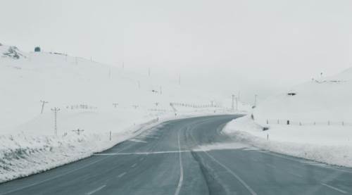 Soğuk Havaların Kalp Sağlığı Üzerindeki Etkileri: Kalp Hastaları İçin Riskler ve Korunma Yolları