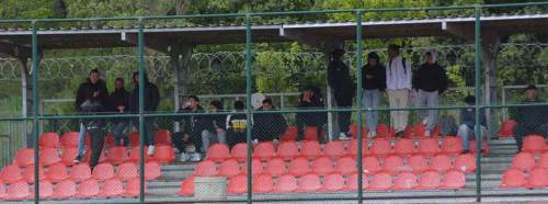 Soğuk havaya rağmen takip ettiler