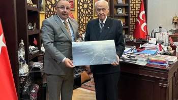 Söğüt’Te Mhp Adayı Adaylıktan Çekildi
