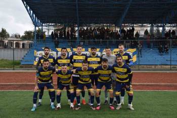 Söğütspor Şampiyonluk Yolunda Farklı Kazandı
