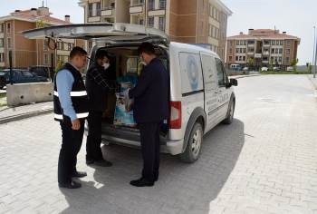 Sokak Hayvanlarını Unutmadılar
